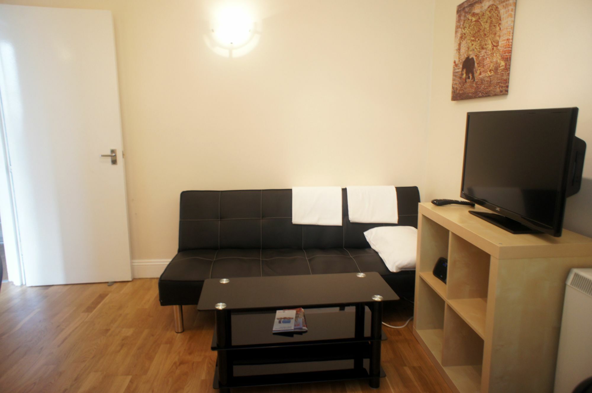 Fine Touch Apartments Londen Buitenkant foto
